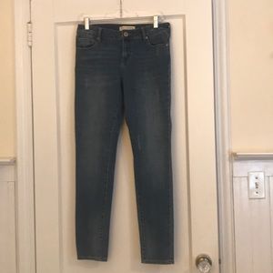 Light wash jeans